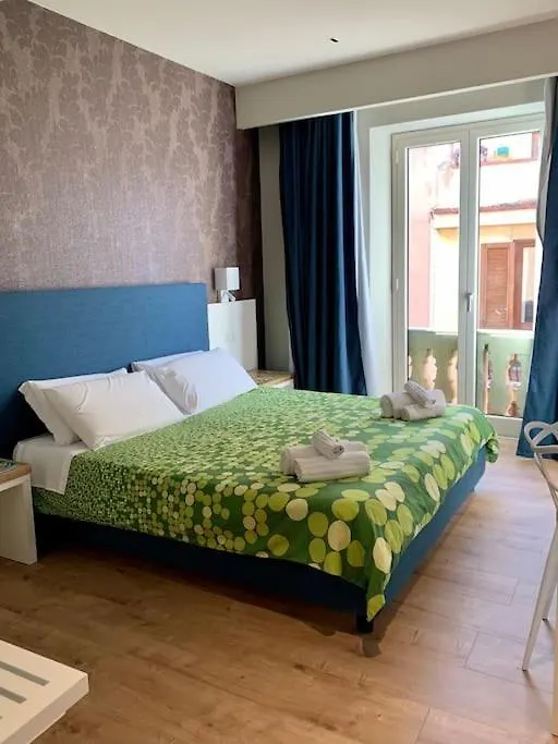 Alex Charme Central Apartments - Corso Umberto Taormina Italy